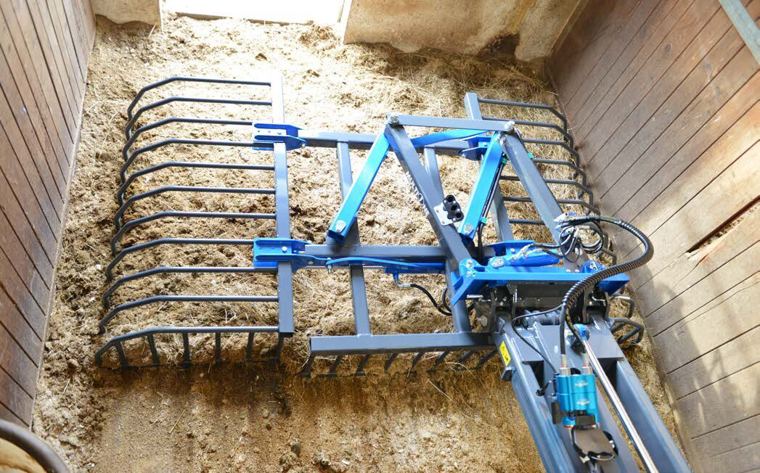 Horse Stable Packer